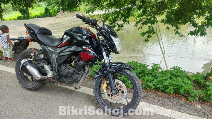 Suzuki gixxer monotone 2017